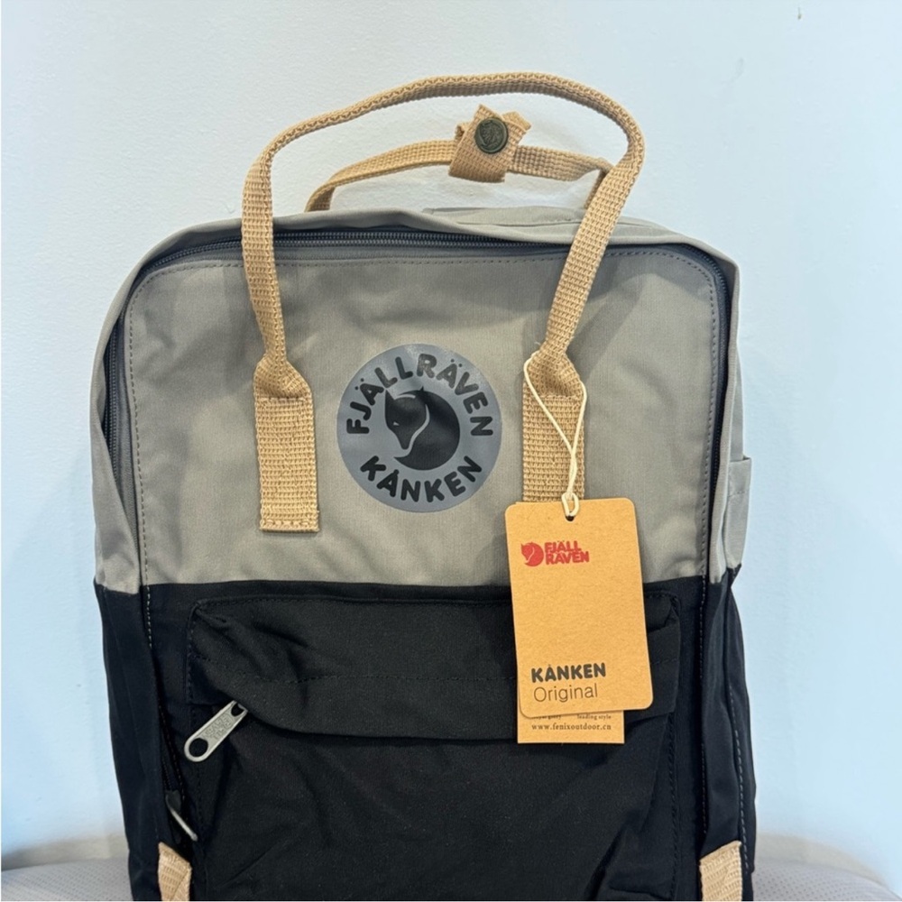 Kånken Gray and Black Backpack